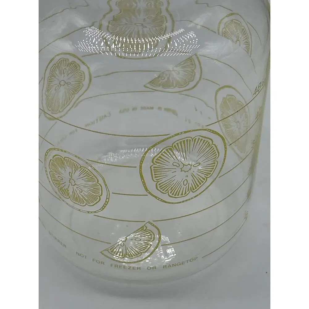 Pyrex 48 Oz Glass Carafe Pitcher Lemon Citrus Gold Vintage No Chips 6 Cup